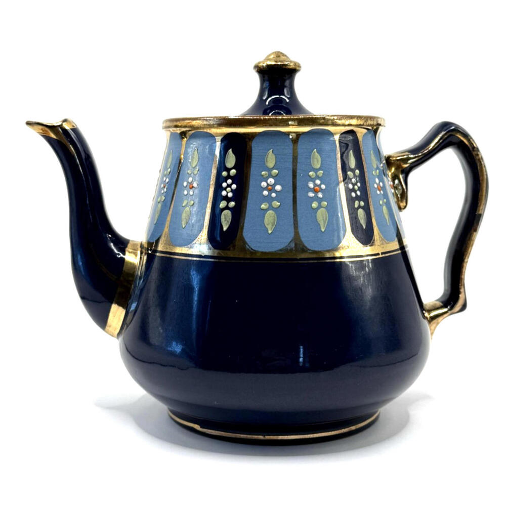 Sadler Tea Pot, Hand Painted, Rare, Vintage, Collectible, Mid Century